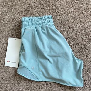 Lululemon Hotty Hot Shorts size 4 TALL 4”haze jade